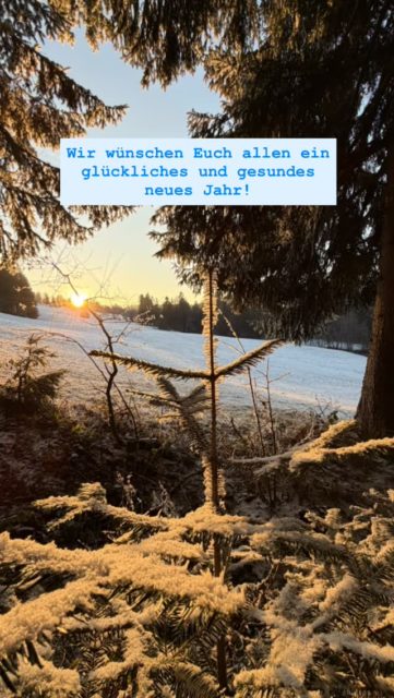 Wir wünschen Euch von Herzen ein glückliches und gesundes neues Jahr! Vielen Dank für Eure Treue und Unterstützung und Verbundenheit zu unserem Haus! Wir wissen das sehr zu schätzen und sagen von Herzen Danke! Eure Familie Frühauf & Team 🍀🍀🍀